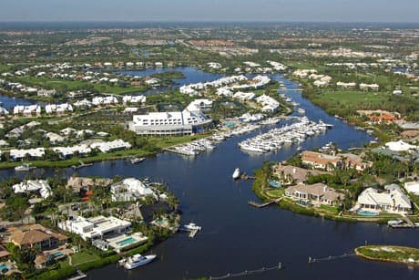Admiral's Cove, Jupiter, FL Offers Marina Living & 45 Holes of Championship Golf